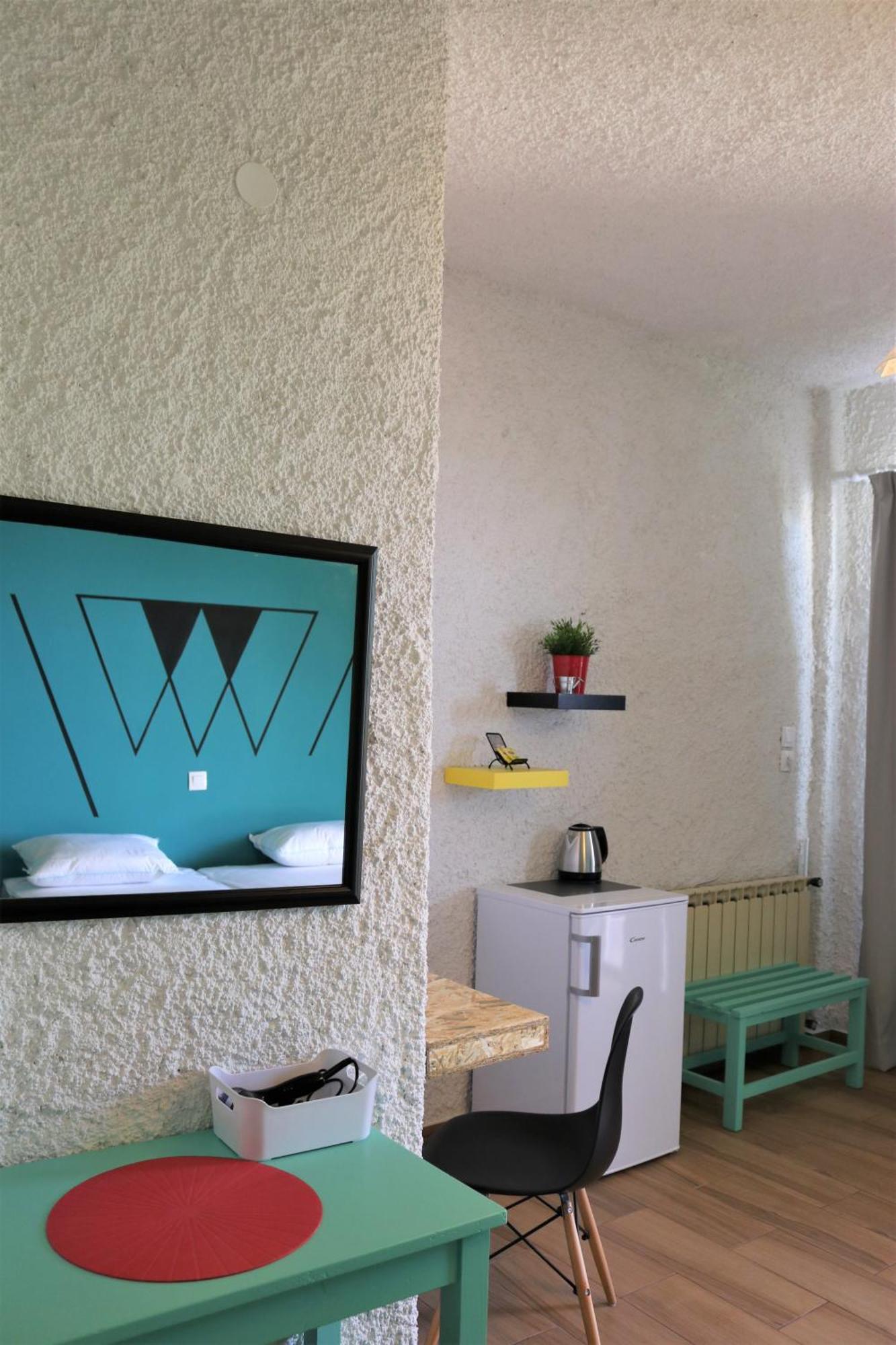 The Bongos - Socially Conscious Rooms, Part Of The Room Rate Goes To Charity Platanés エクステリア 写真