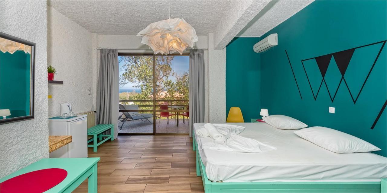 The Bongos - Socially Conscious Rooms, Part Of The Room Rate Goes To Charity Platanés エクステリア 写真